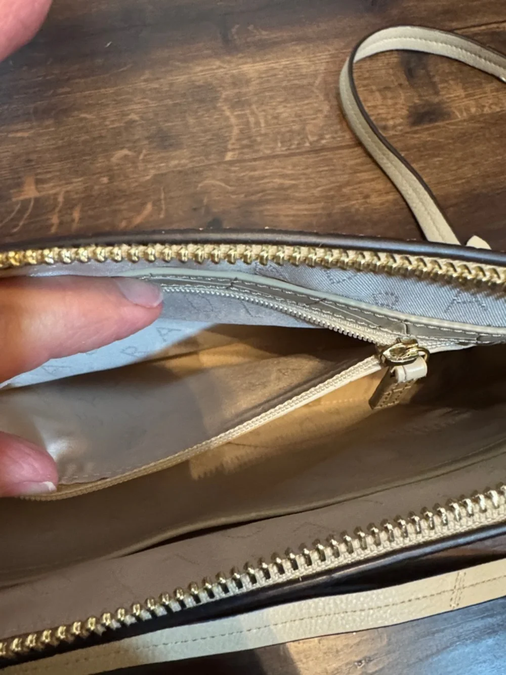 RADLEY LONDON Liverpool Street Croc-Embossed Crossbody Bag with Dust Bag